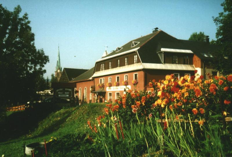 Gasthof-Pension Rotes Haus Oberwiesenthal Eksteriør billede